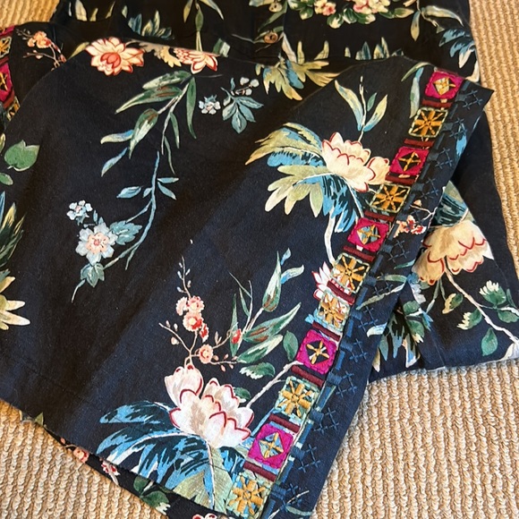 NWT JOHNNY WAS easy linen floral embroidered jumpsuit size XS/S - Picture 5 of 9